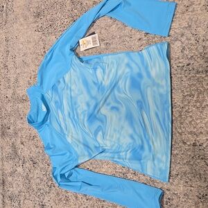 Size 10-12 rashguard